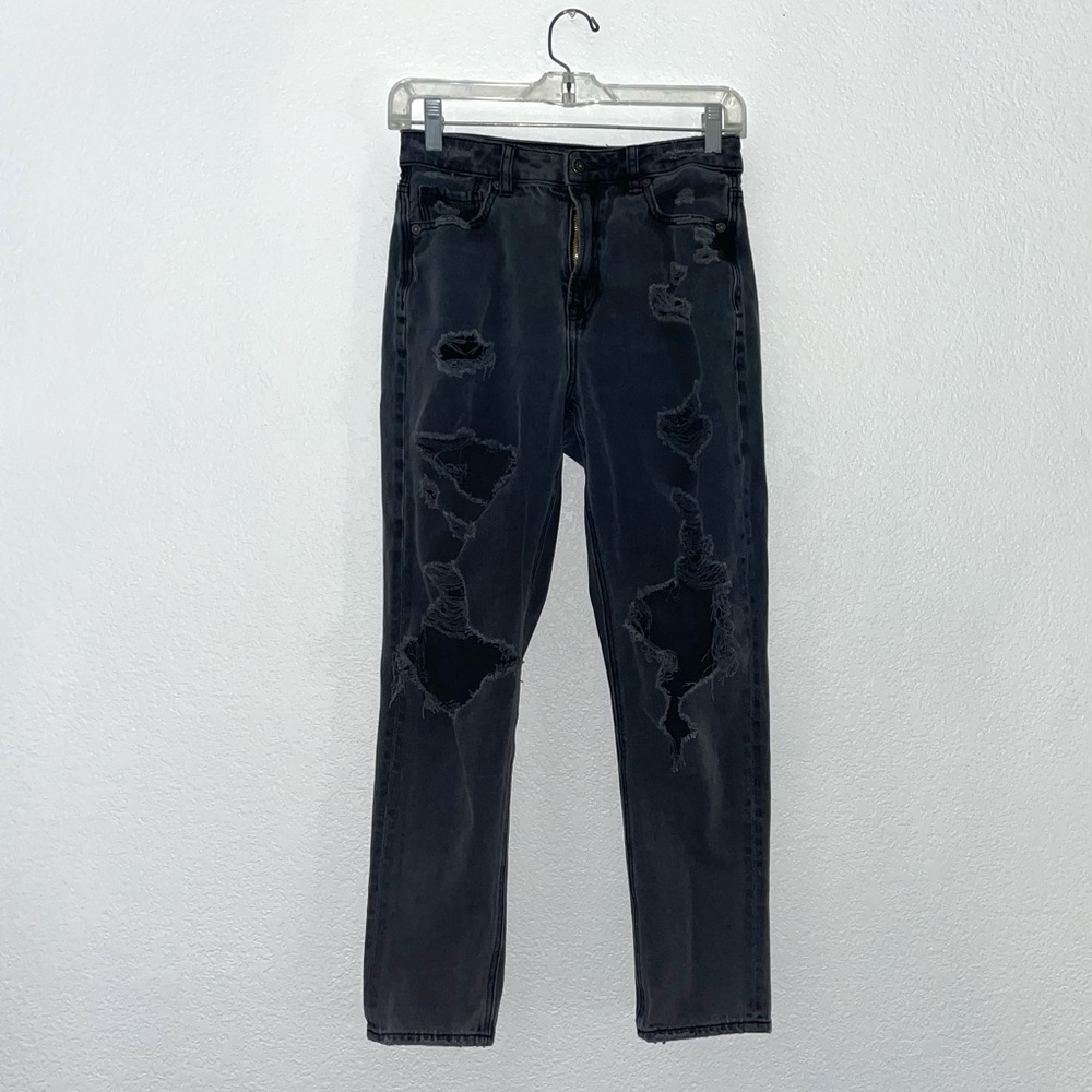 American Eagle mom jeans